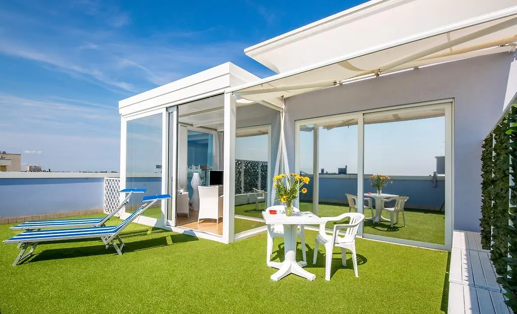Hotel Helios Lido di Jesolo 4*,  Italien